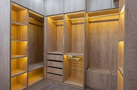 Dressing &agrave; Saint-Priest, les cl&eacute;s pour optimiser votre espace